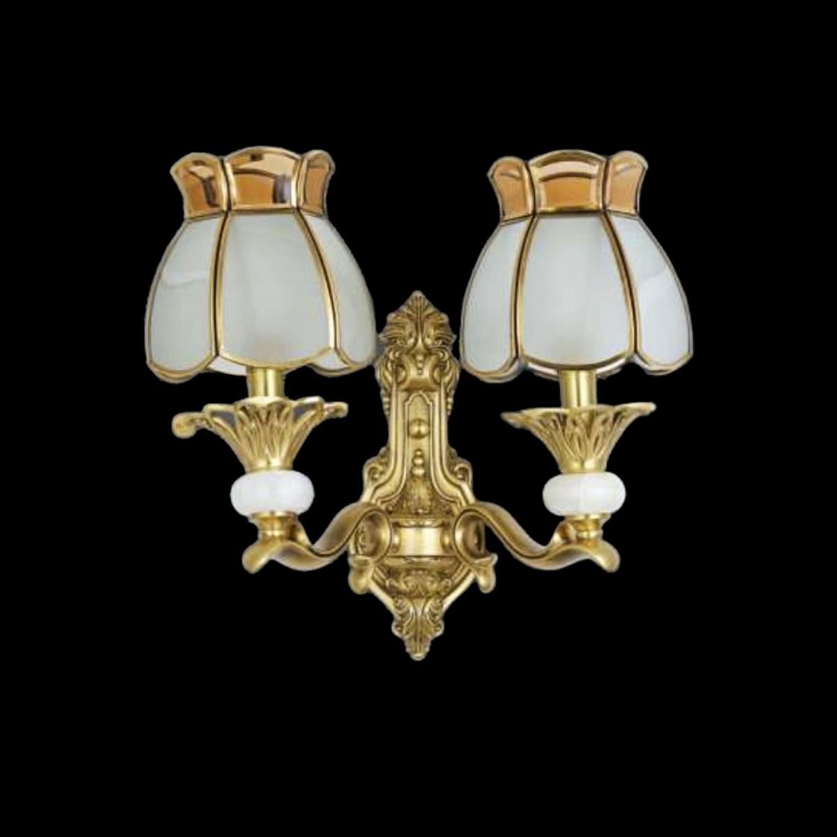 VĐ-8208-2 – Đèn tường đôi hoa văn cổ điển, vẻ đẹp sang trọng và mềm mại trong từng chi tiết
